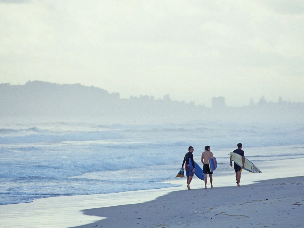 Surfers Paradise Beach - Gold Coast