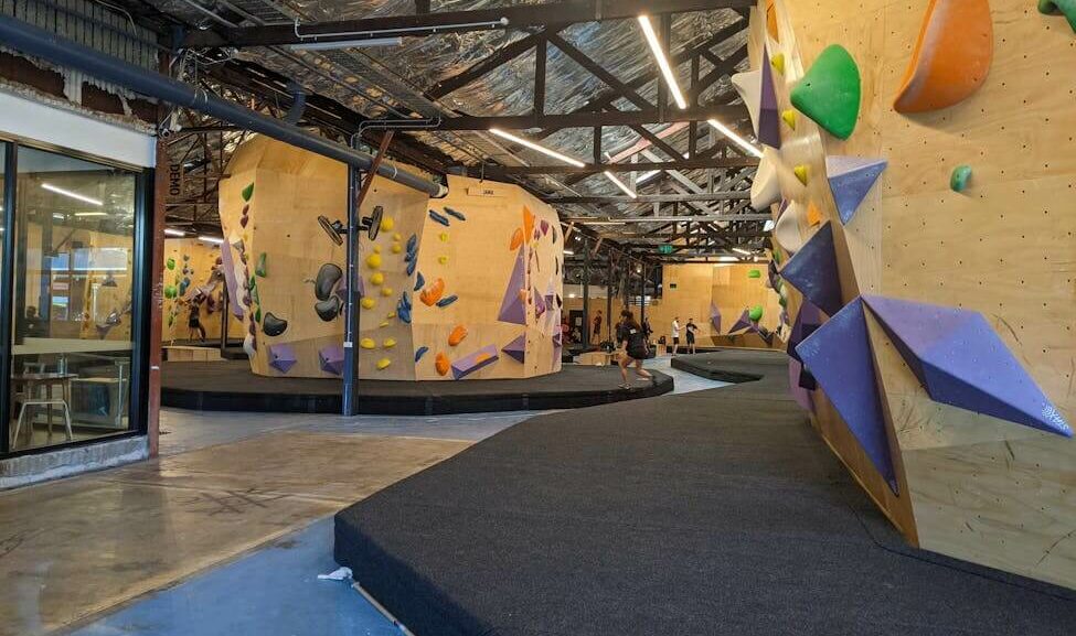 Bouldering West End Urban Climb