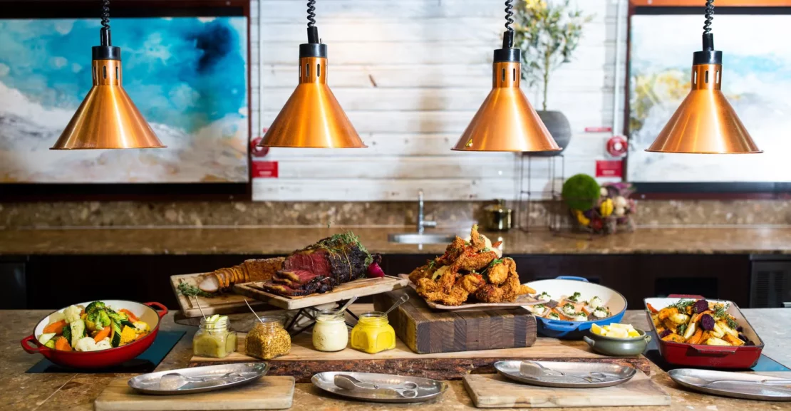 waves-buffet-restaurantvsurfers-paradise-bbq-feast-with-dips