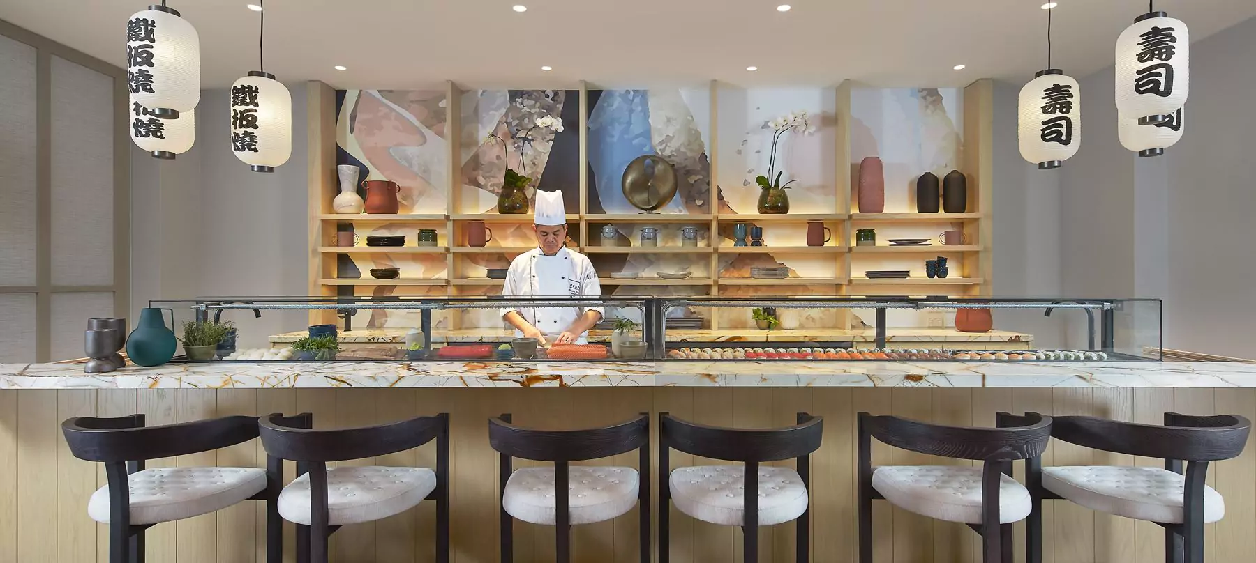 misono-surfers-paradise-chef-in-the-kitchen