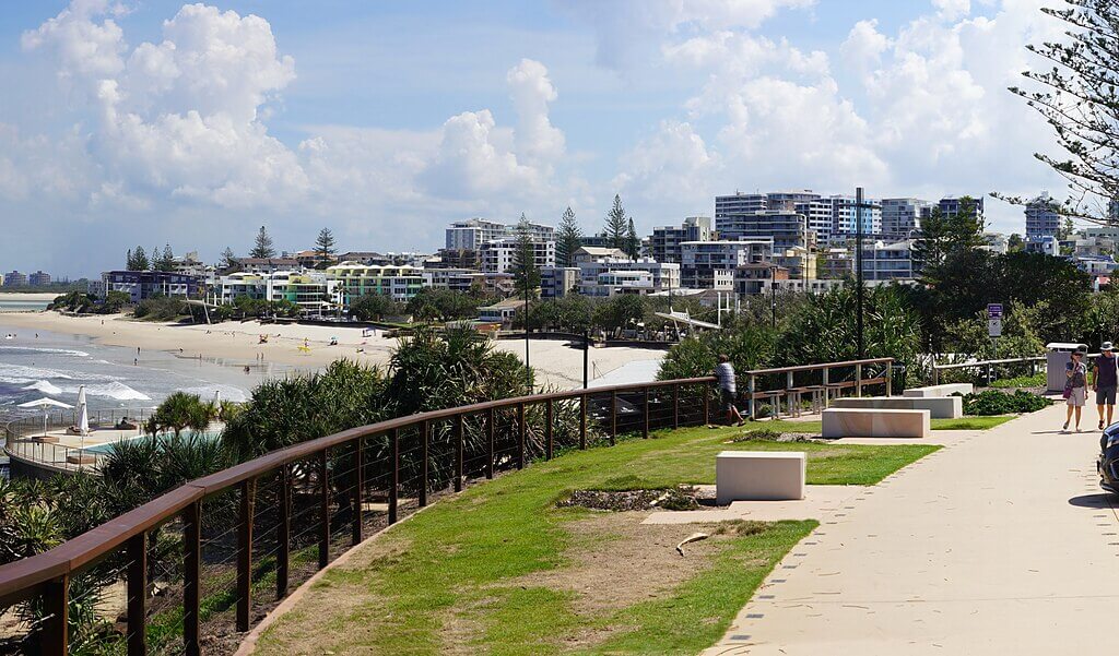 Kings_Beach,_Caloundra