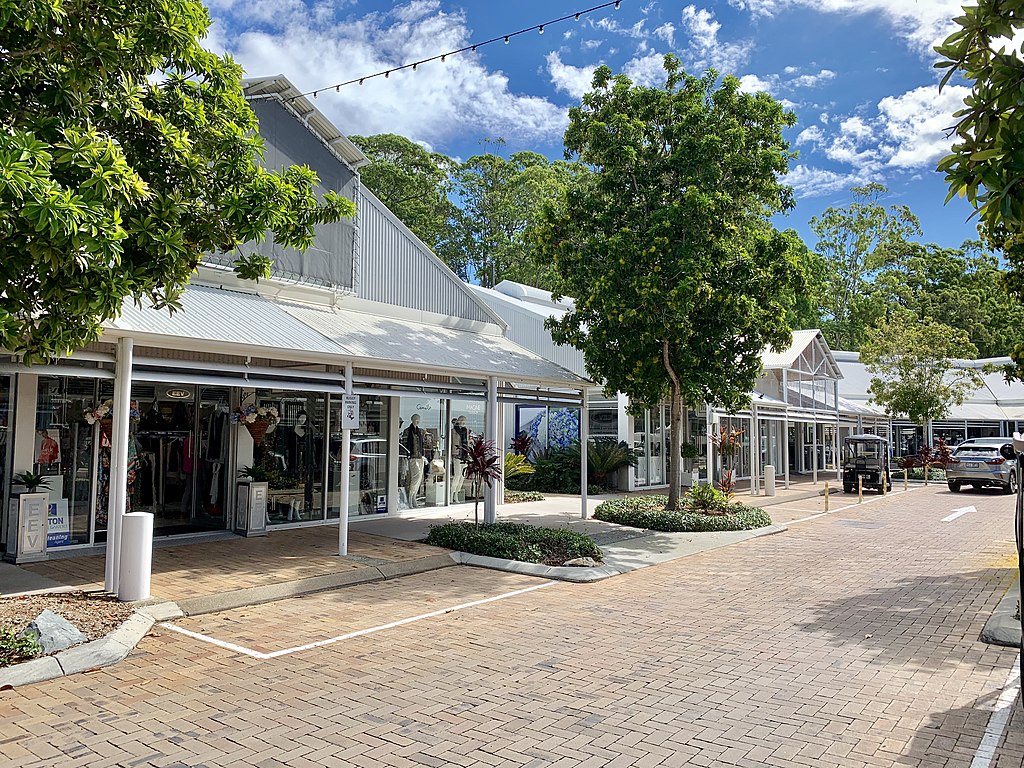 Sanctuary_Cove_Marine_Village,_Queensland_01