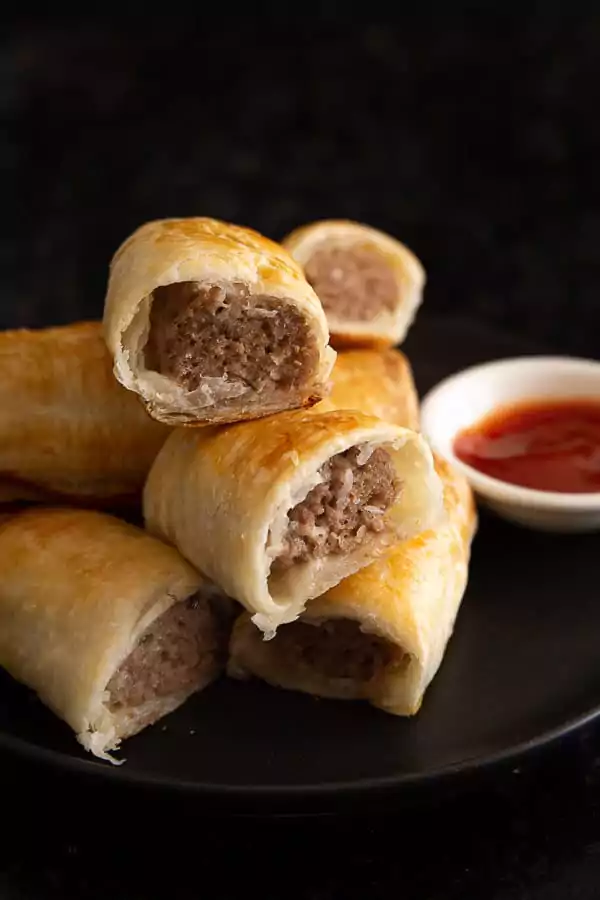 australian-pork-sausage-rolls-67aabce97d1d8